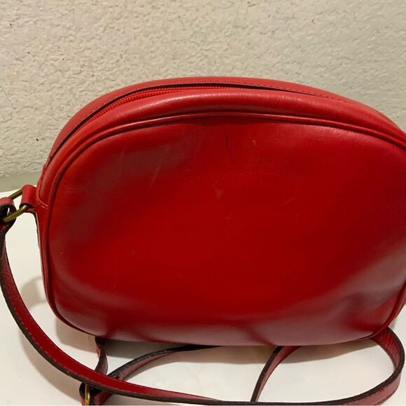 Crosspoint made for Charles Klein Italy  Leather crossbody red perforated - Picture 7 of 15